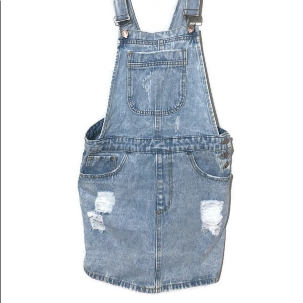 Favorite denim overall dress  Forever 21 M